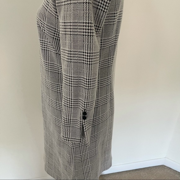 Ann Taylor Dress - Picture 3 of 6